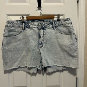 Ava & Viv Plus Size Jean Shorts